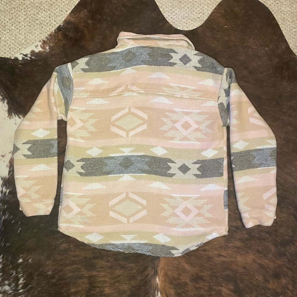 Tribal Pattern Button-Up Shirt - Picture 3 of 3